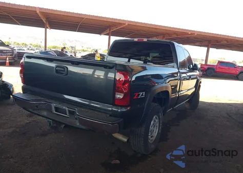 2003 Chevrolet Silverado 1500 Ls из США, поврежденный, VIN 2GCEK19V031233650